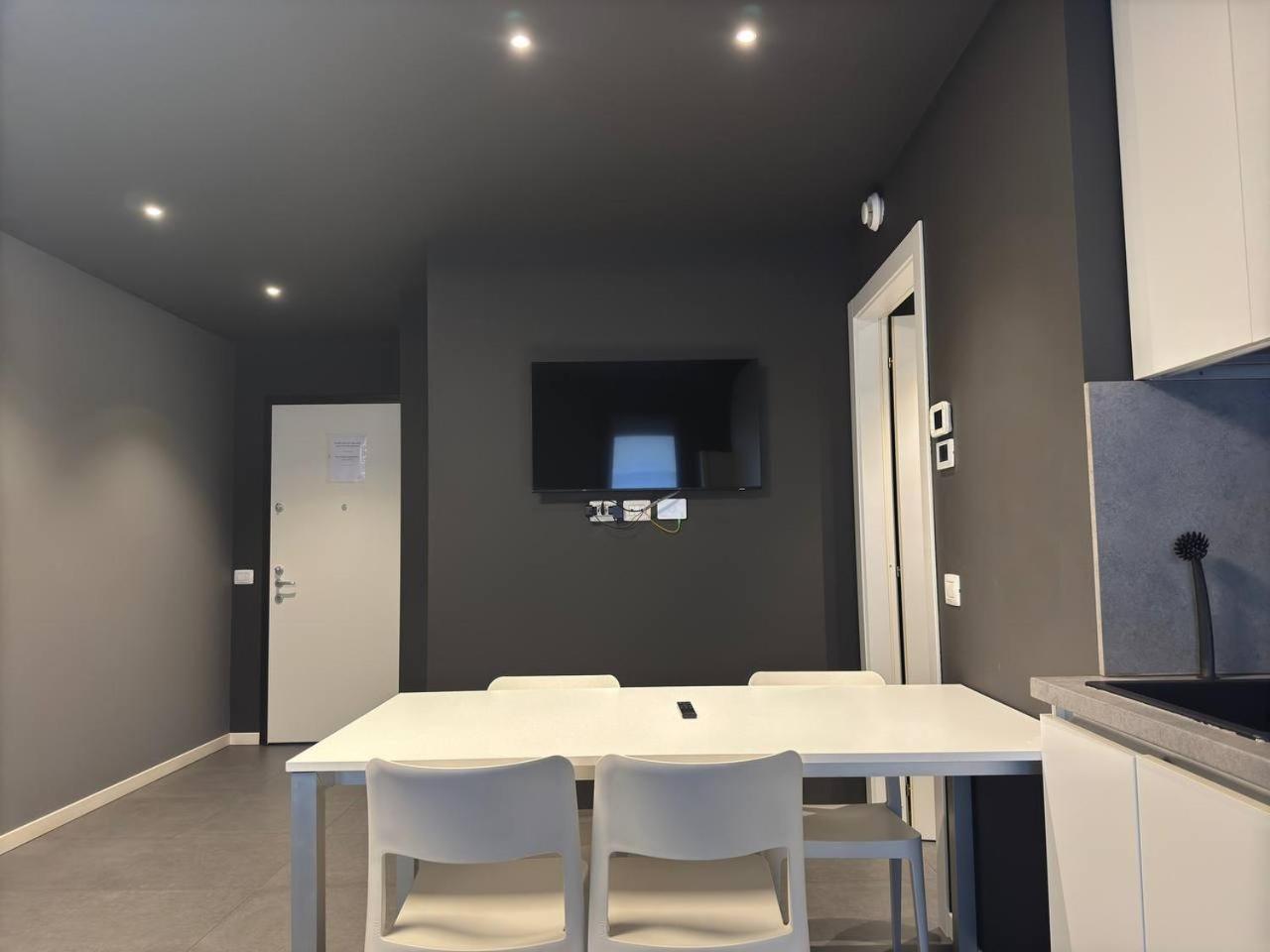 Dolcedeluxe Central Station ミラノ エクステリア 写真